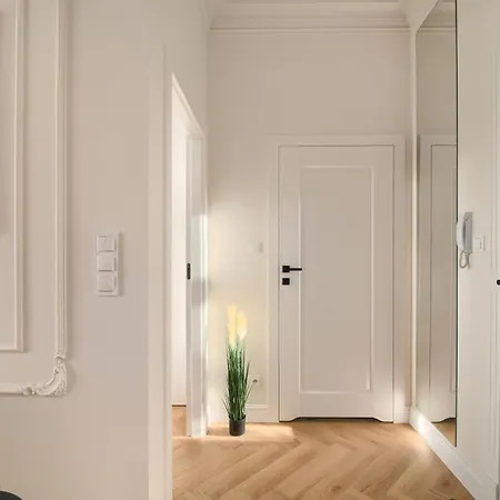 Heart Of Next To Old Market Square