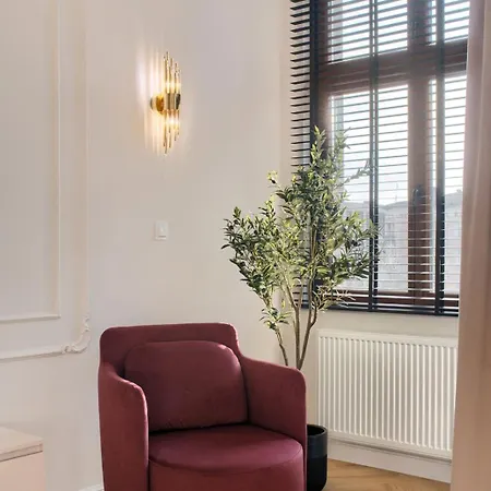 Heart Of Next To Old Market Square