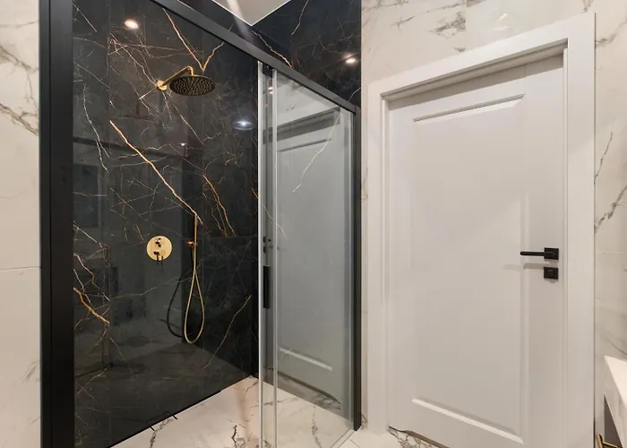 Heart Of Next To Old Market Square Апартаменты