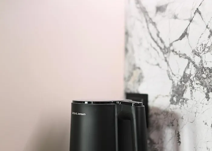 Heart Of Next To Old Market Square بوزنان