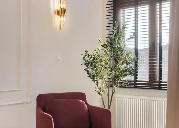 Heart Of Next To Old Market Square