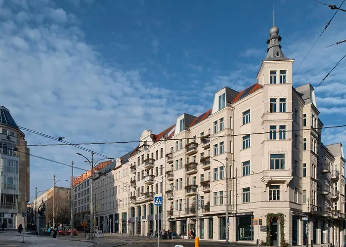 Апартаменты Heart Of Next To Old Market Square *