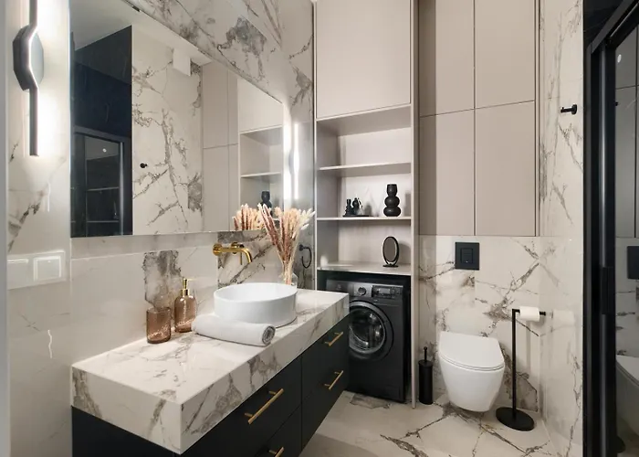 Heart Of Next To Old Market Square